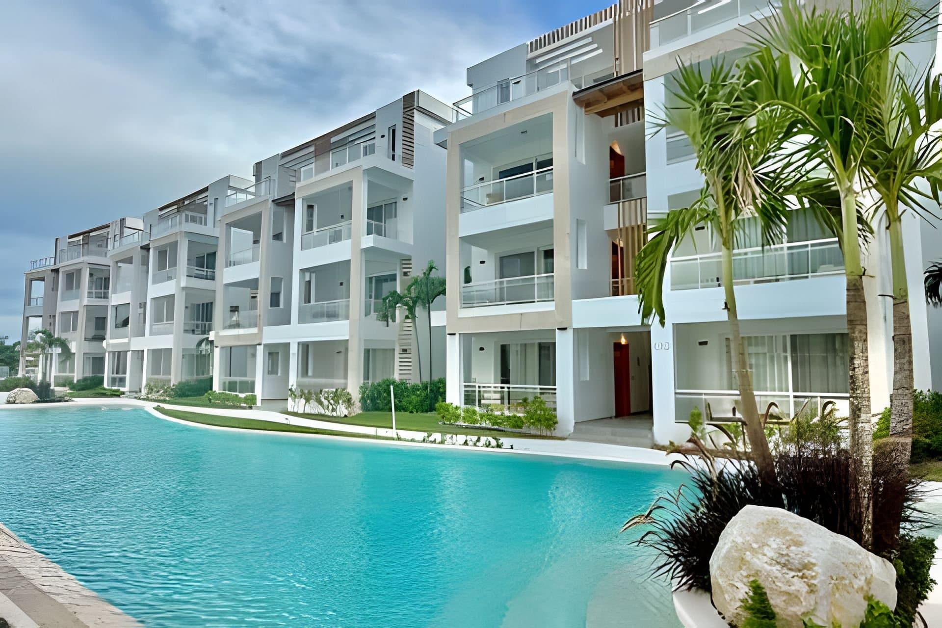 Garden Breeze , Ibe 102 by Advantage Club . — 2