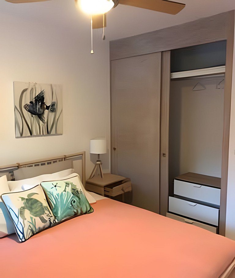 Muy bello apartamento con wifi (Talitha 102 )