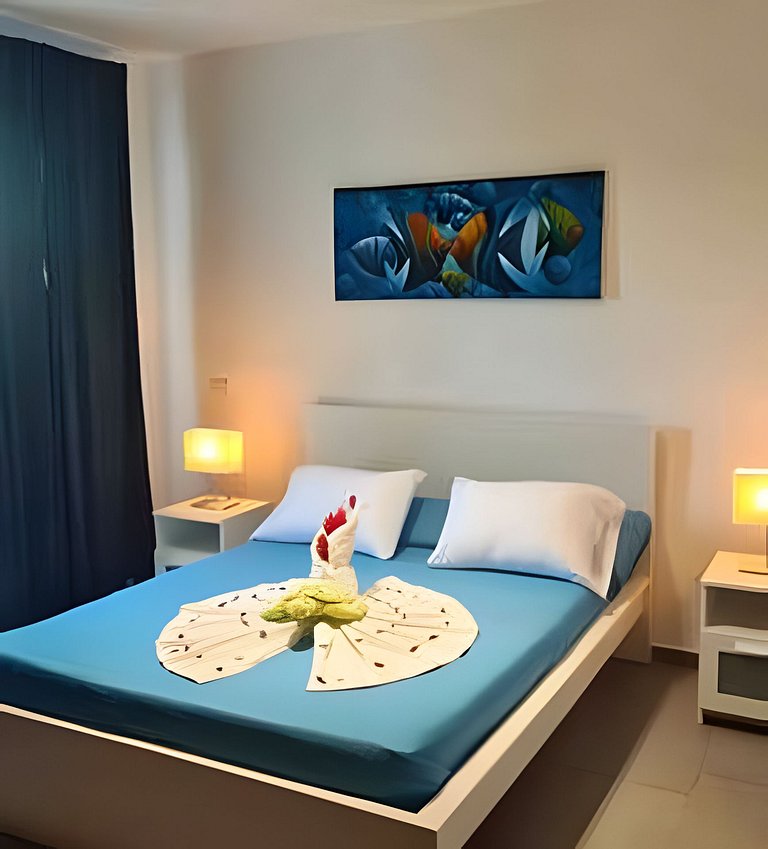 Alula 103 con netflix , Disney+ y wifi.
