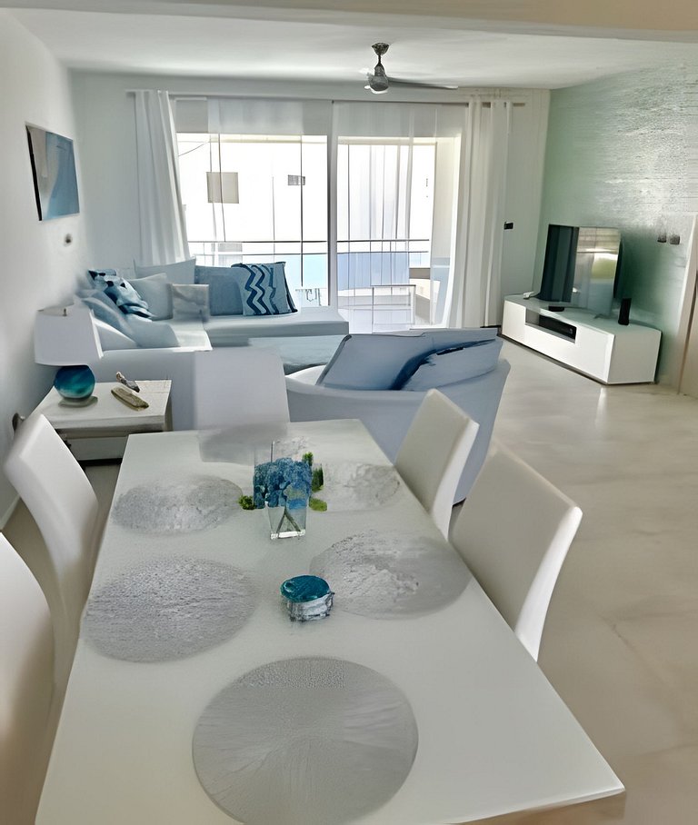 Gorgeous Penthouse Estrella Dominicus M302