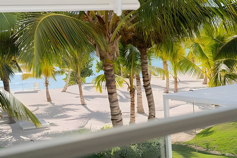 Esmeralda beach front appartment