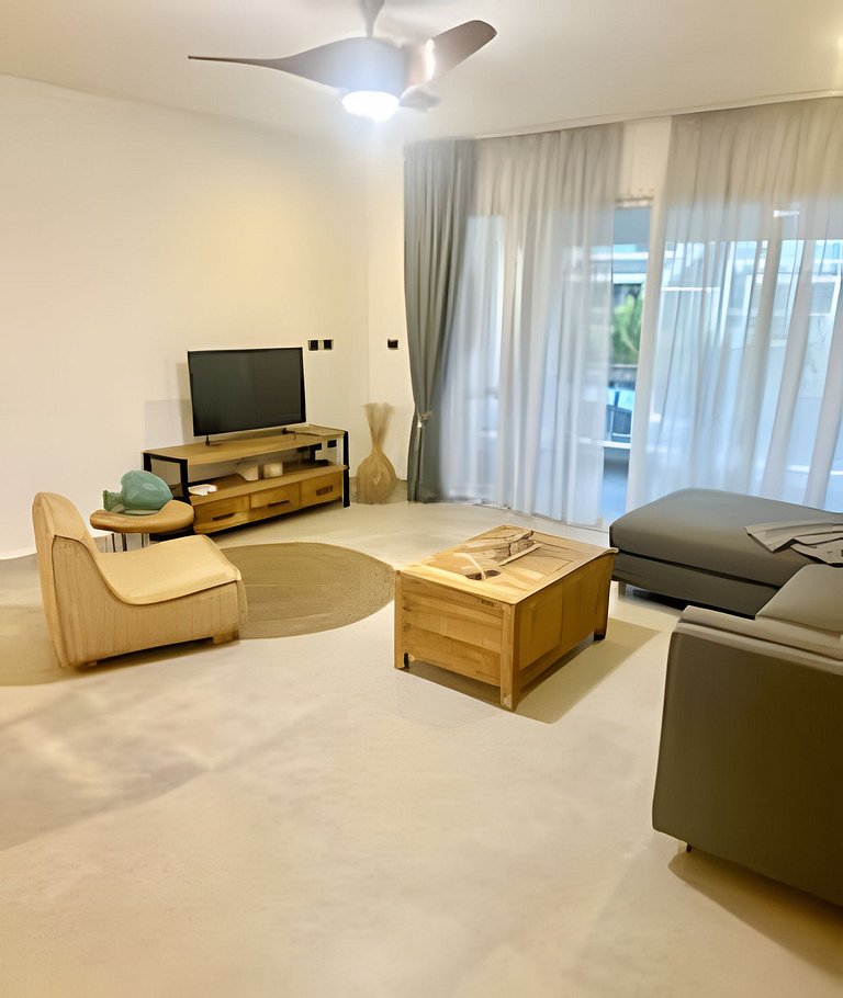 Estrella Dominicus by Advantage club A303