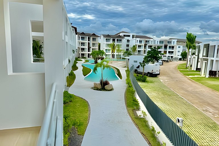 Garden Breeze , Ibe 102 by Advantage Club .