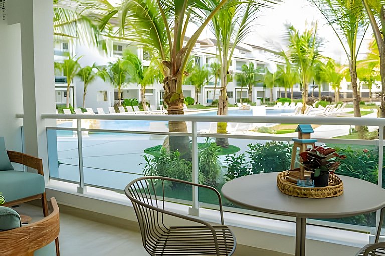 E Garden Condo m104 by Advantage Club