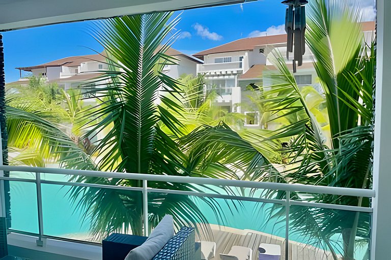 Estrella Dominicus H203 by AdvantageClub
