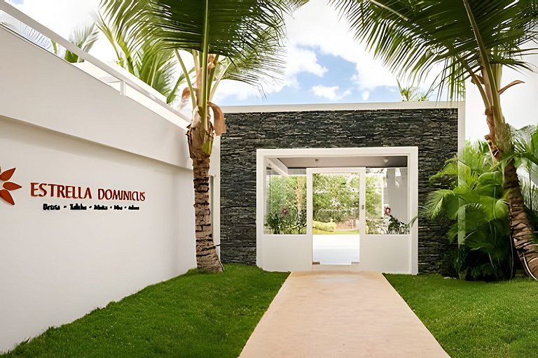 Estrella Dominicus H203 by AdvantageClub
