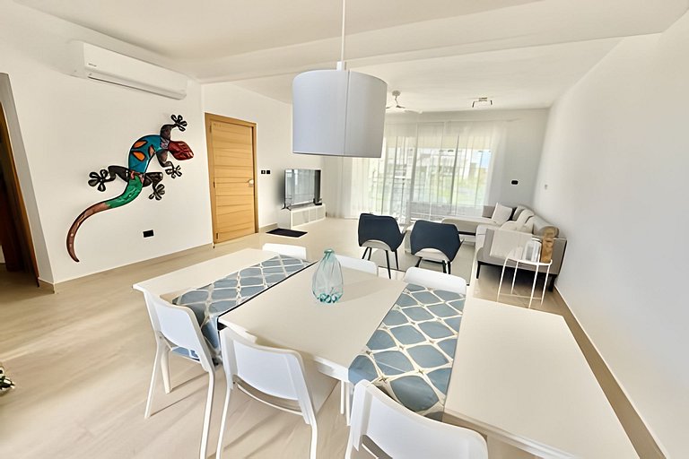 Garden Condo S302 by Advantage Club