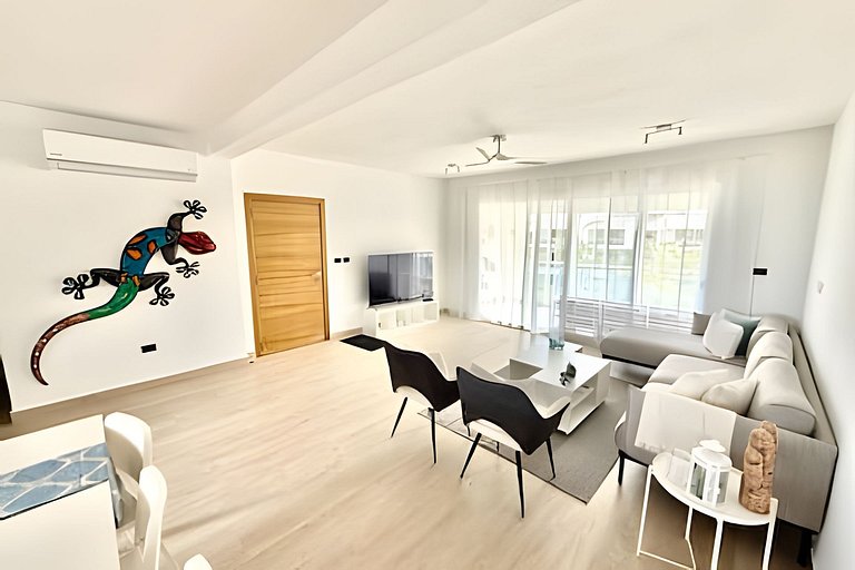Garden Condo S302 by Advantage Club