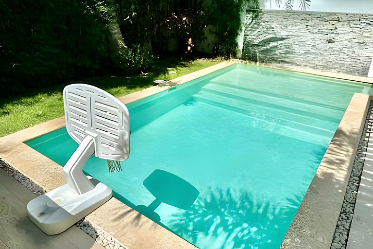 Pineapple Serenity House by Advantage Club