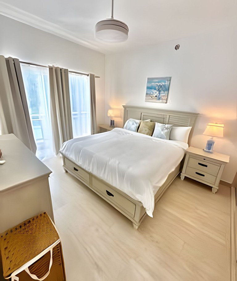 Pineapple Serenity House by Advantage Club