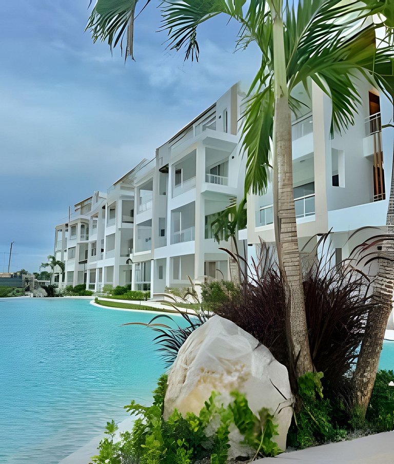 Garden Breeze 1 P301 by Advantage Club