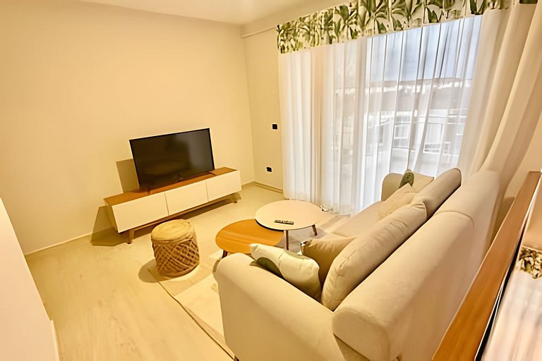 Garden Breeze 1 A301 by Advantage club