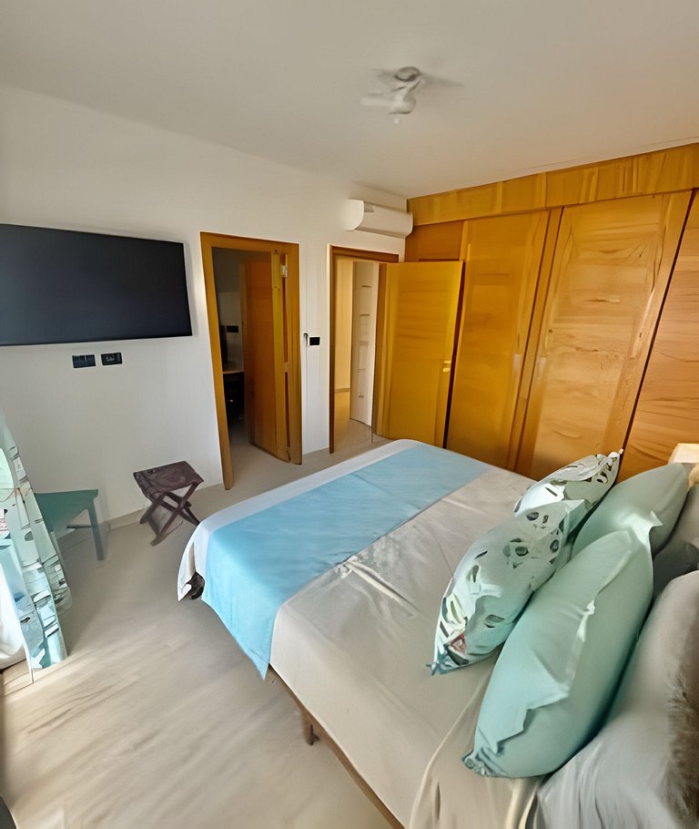 Garden Condo i102 by Advantage Club