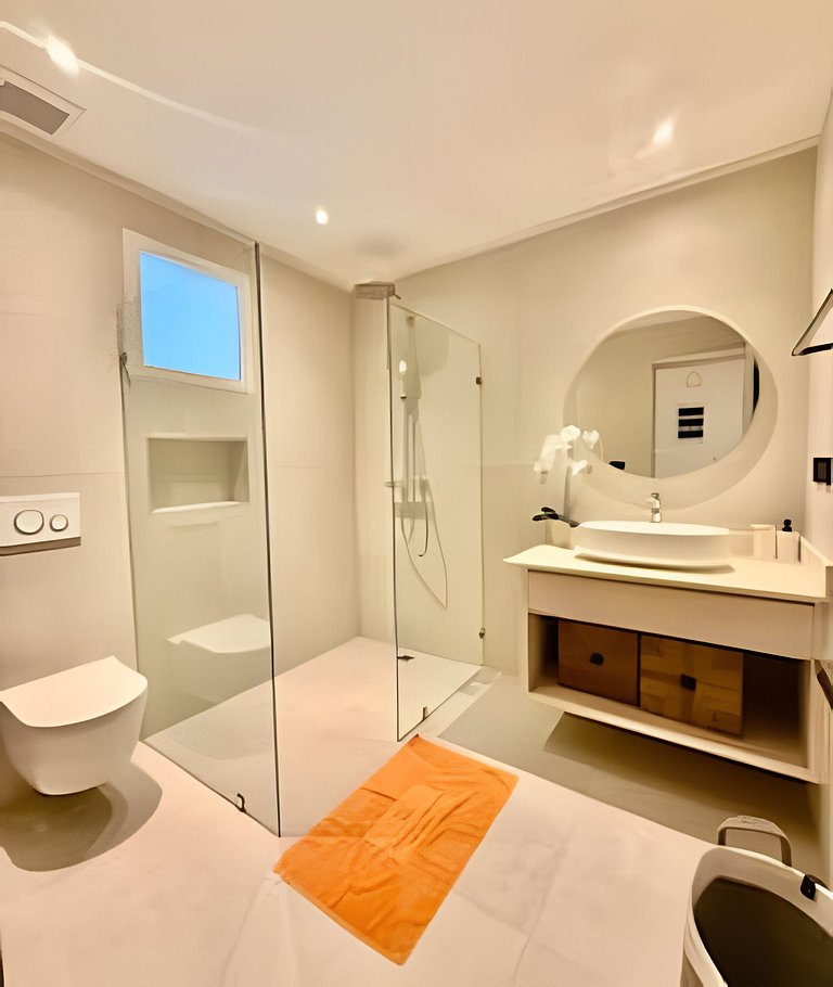 Aqua Esmeralda D104 by Advantage Club