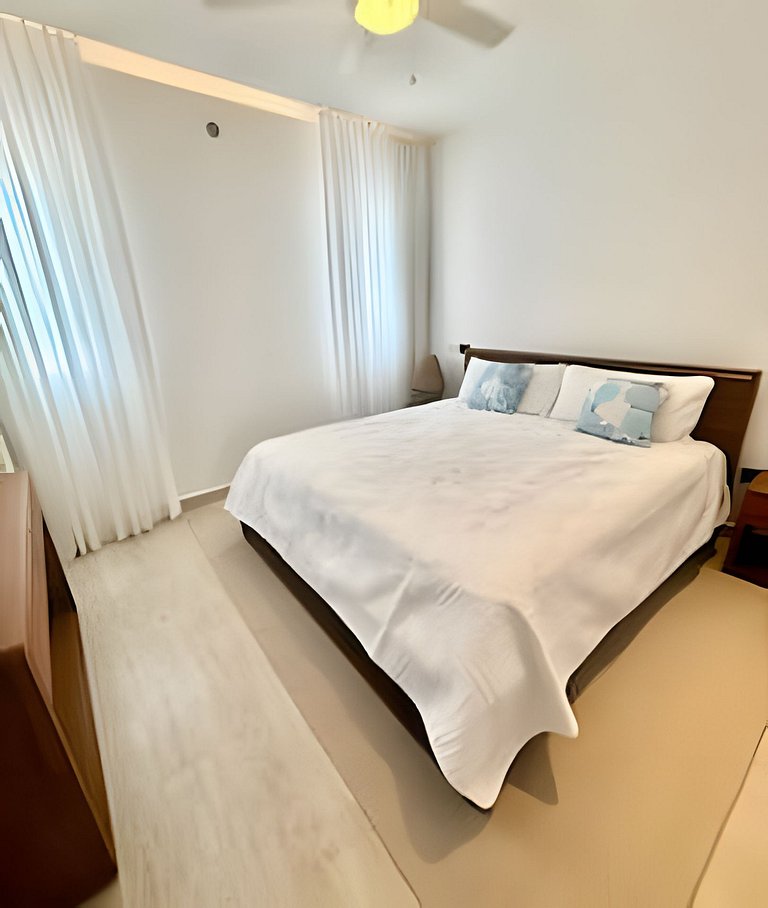 Aqua Esmeralda t203 by Advantage club.