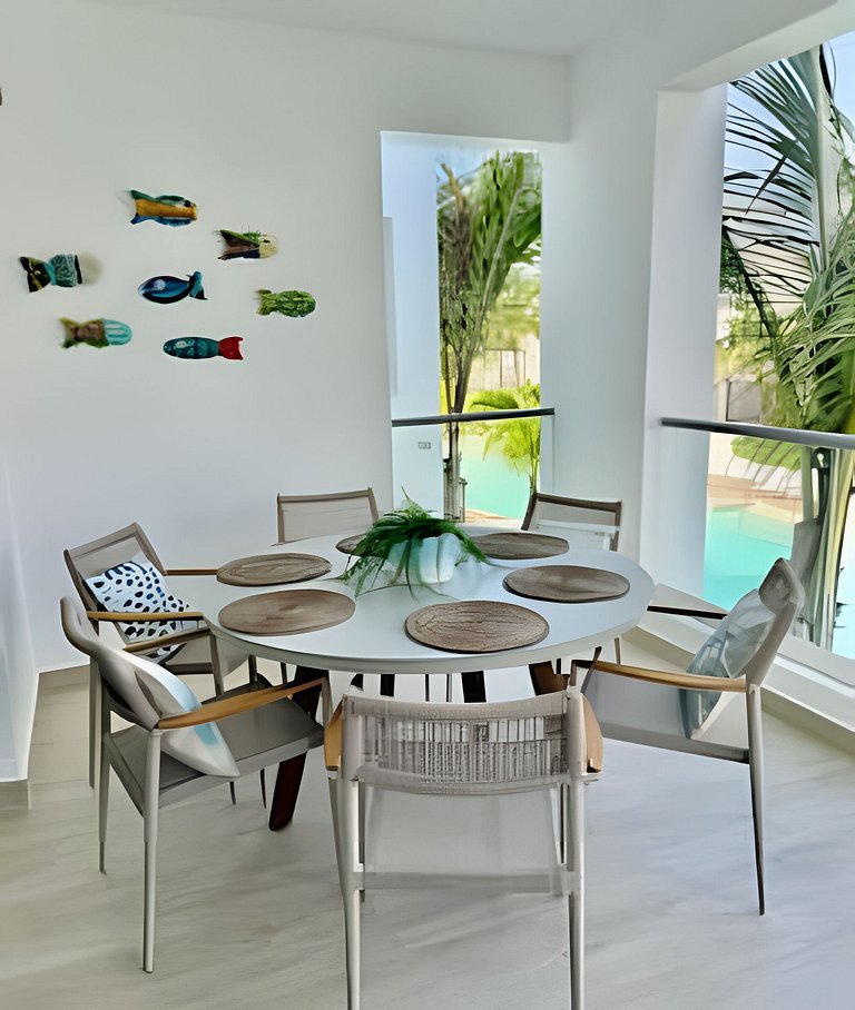 Aqua Esmeralda t203 by Advantage club.