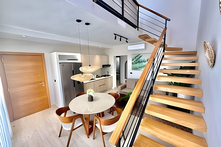 Garden Breeze 1 A302 by Advantage Club.