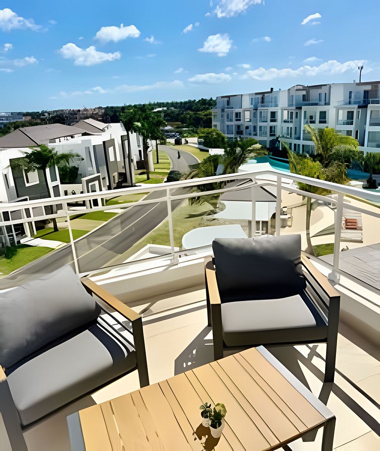 Garden Breeze 1 A302 by Advantage Club.