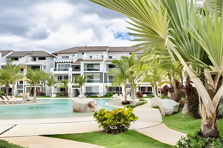 Estrella Dominicus I103 by Advantage Club.