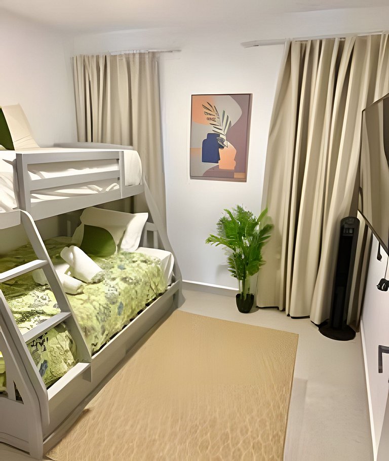 Estrella Dominicus I103 by Advantage Club.