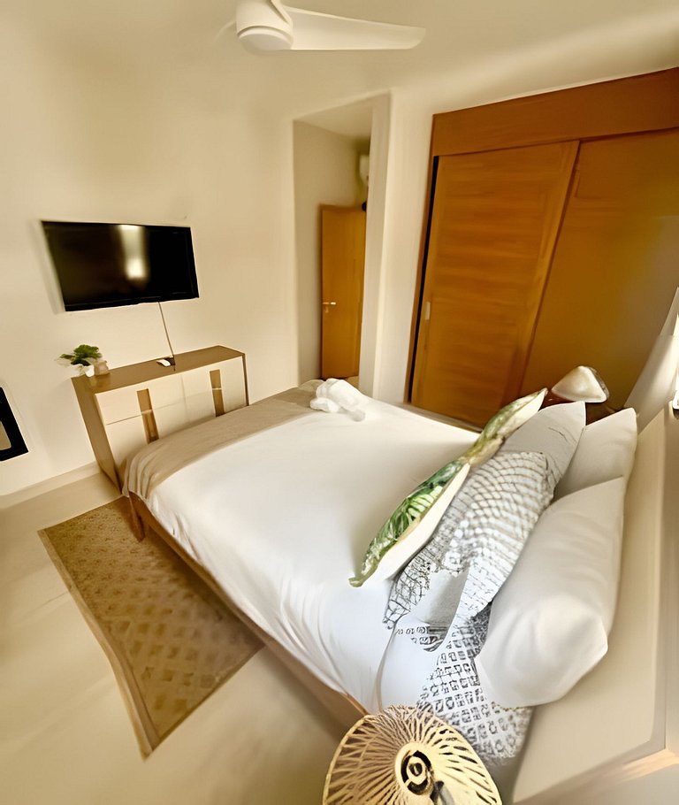 Garden Breeze P302 by Advantage Club