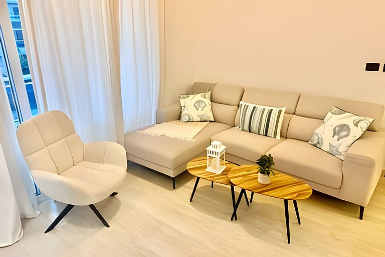 Garden Condo AL301 by Advantage Club