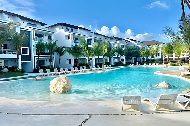 Garden Condo Ne104 by Advantage Club.