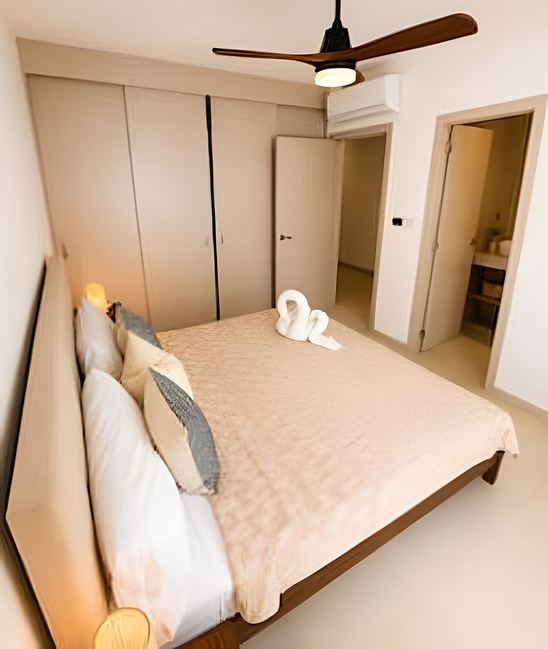 Estrella Dominicus H102 by Advantage Club.
